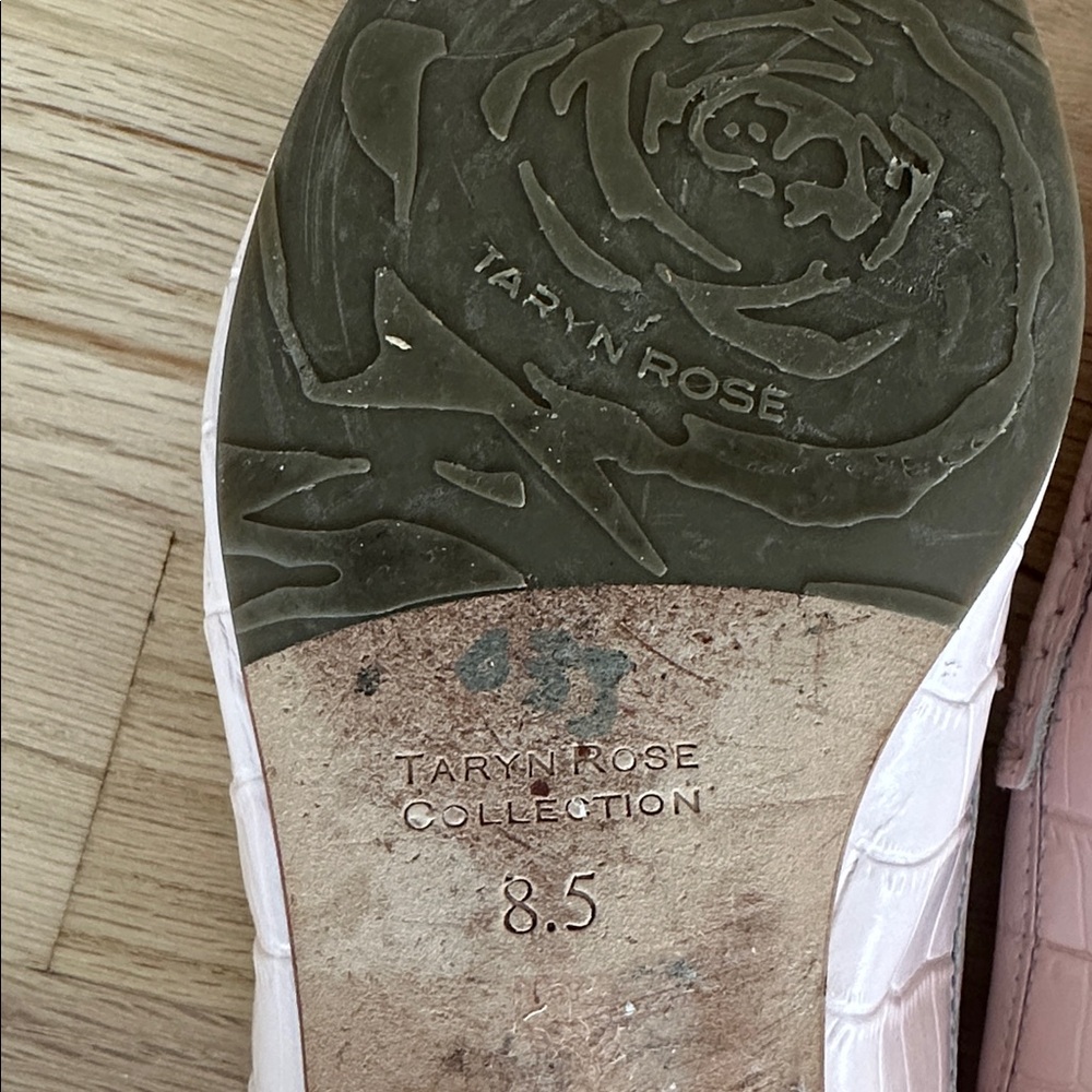 Taryn Rose Women’s Collection Diana Croc Leather Loafer Light Pink Size 8.5 - Picture 8 of 9